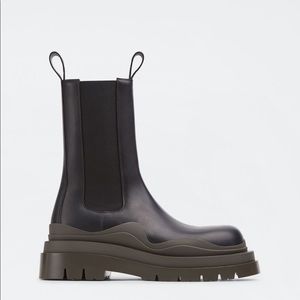 BOTTEGA VENETA TIRE BOOTS SIZE 45 in Black/Camping Green